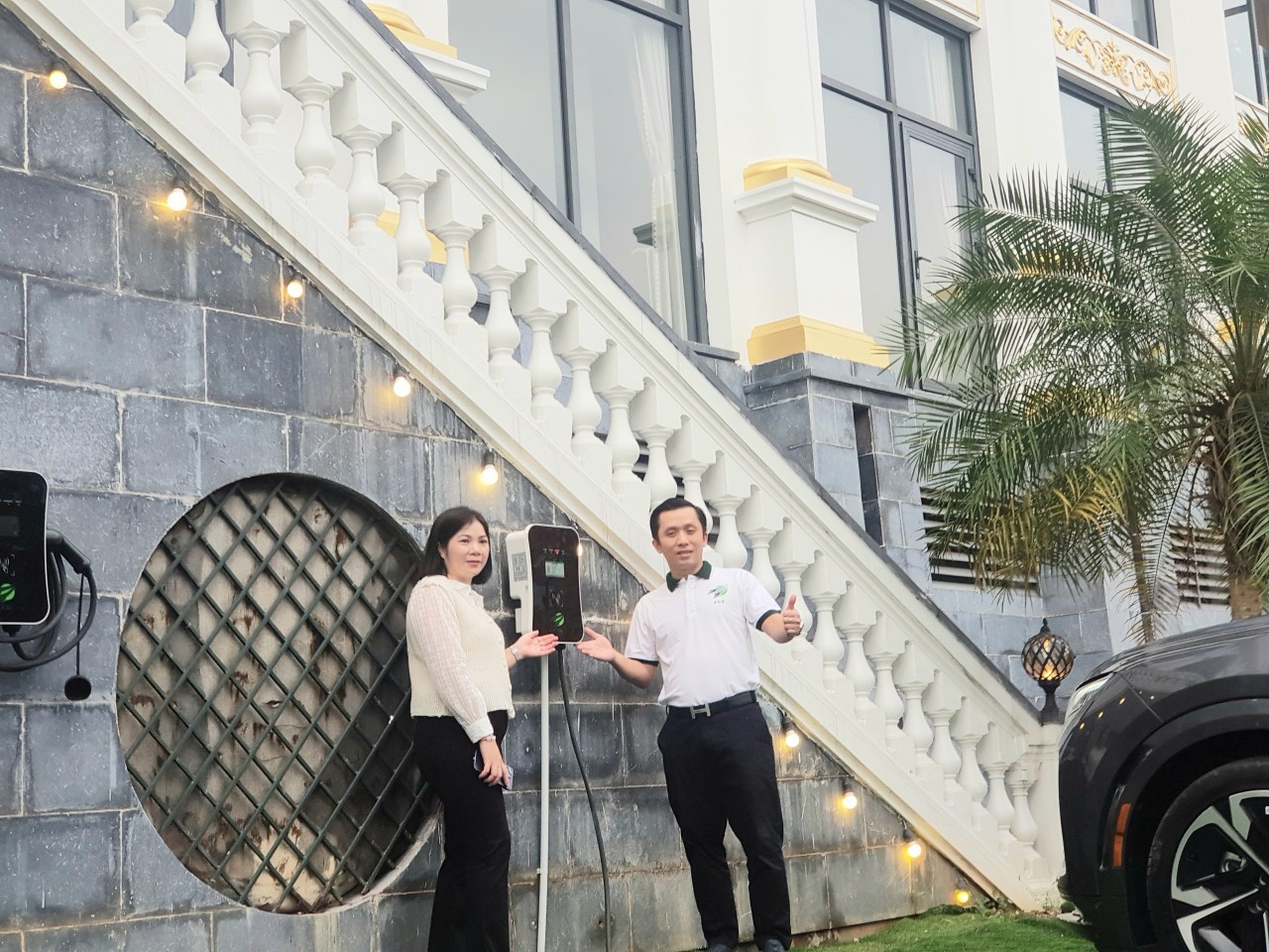 sạc ô tô điện